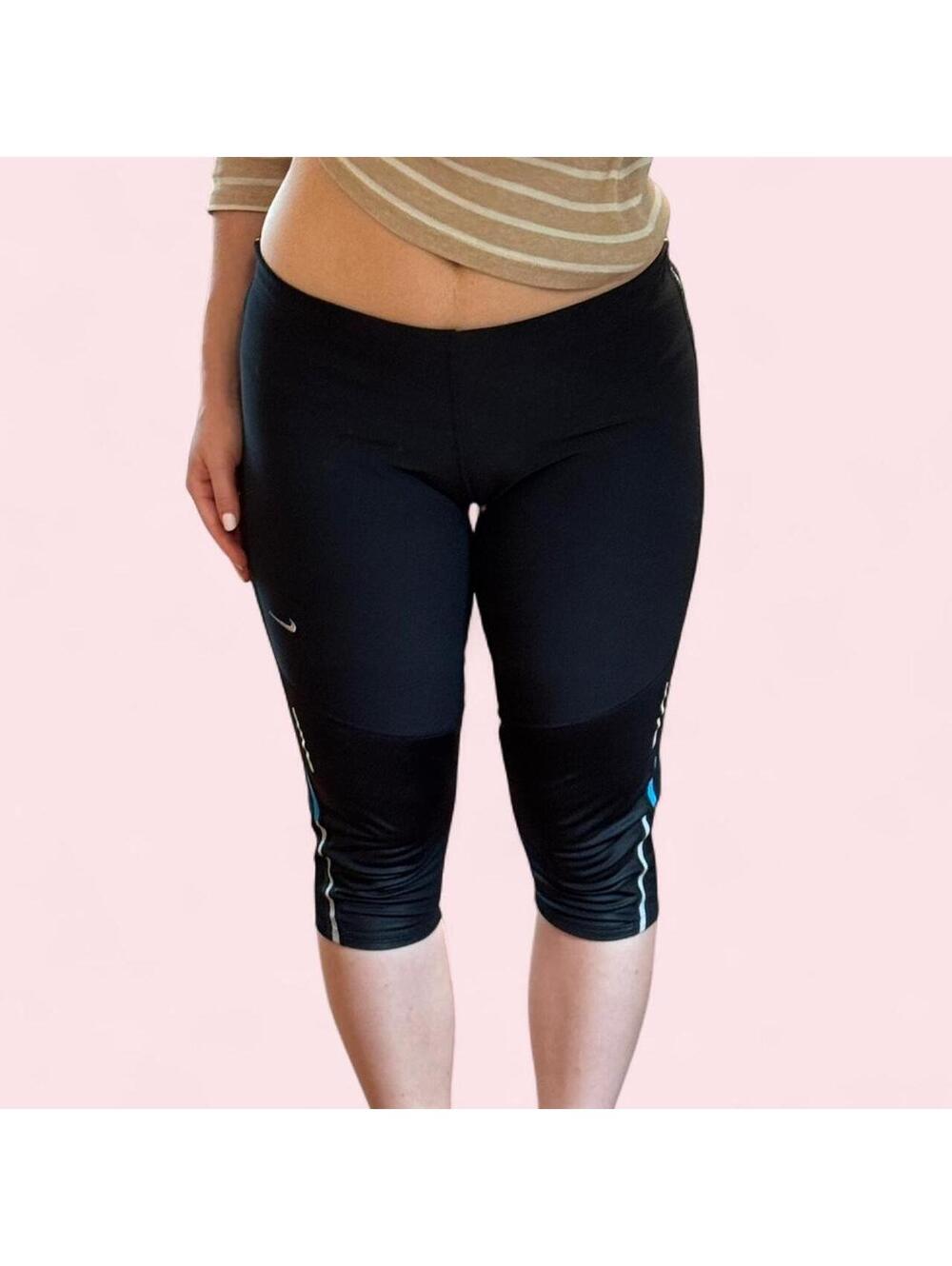 Nike low rise capris